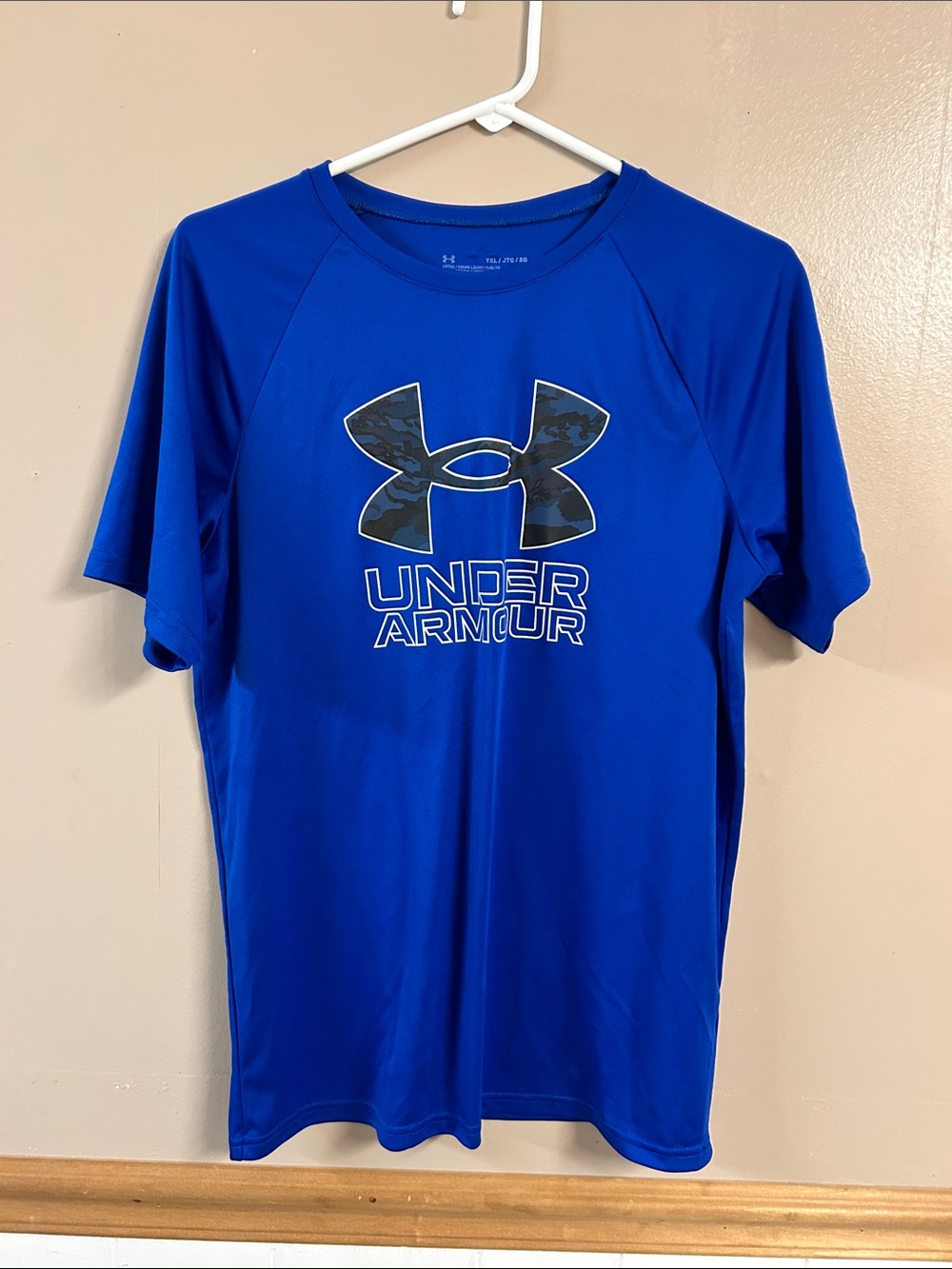 Under Armour Youth Boy’s Size XL Blue Short Sleeve Logo Performance Tee